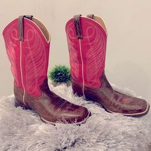 Ariat Cowgirl Boots